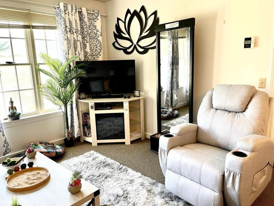 Gorgeous New Zen Suite Sleeps 4-Ski On Off Jiminy Hancock Exterior foto